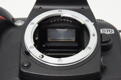 良品 Nikon ニコン D70 ボディ デジタル一眼レフカメラ ブラック ケース付 260616an