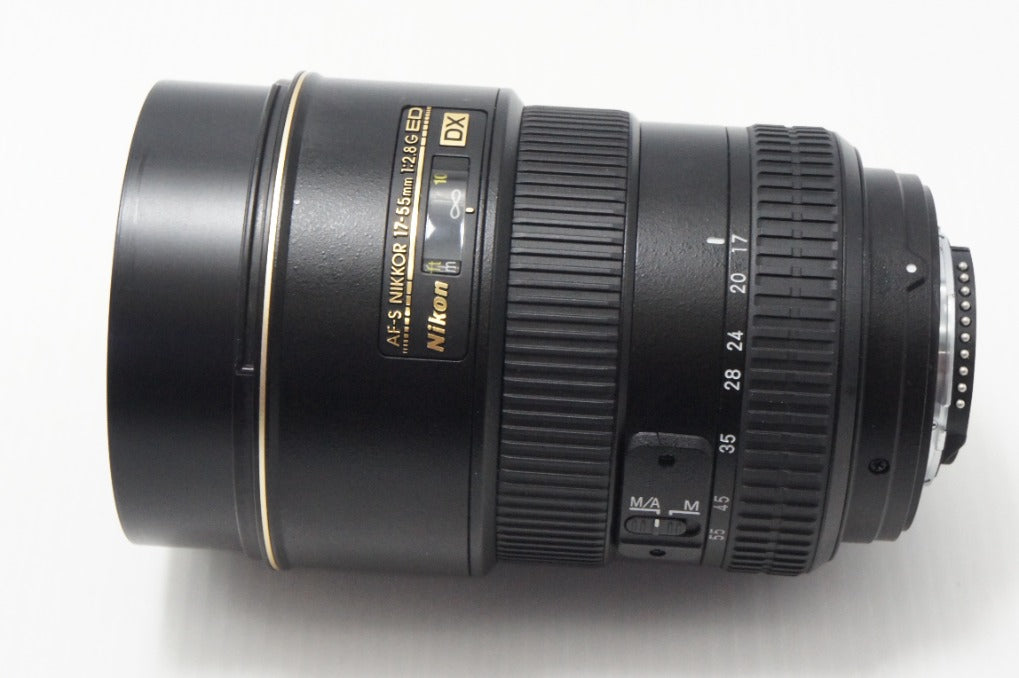 美品 Nikon ニコン AF-S DX ZOOM NIKKOR 17-55mm F2.8G IF ED APS-C ズームレンズ フード付 260626p