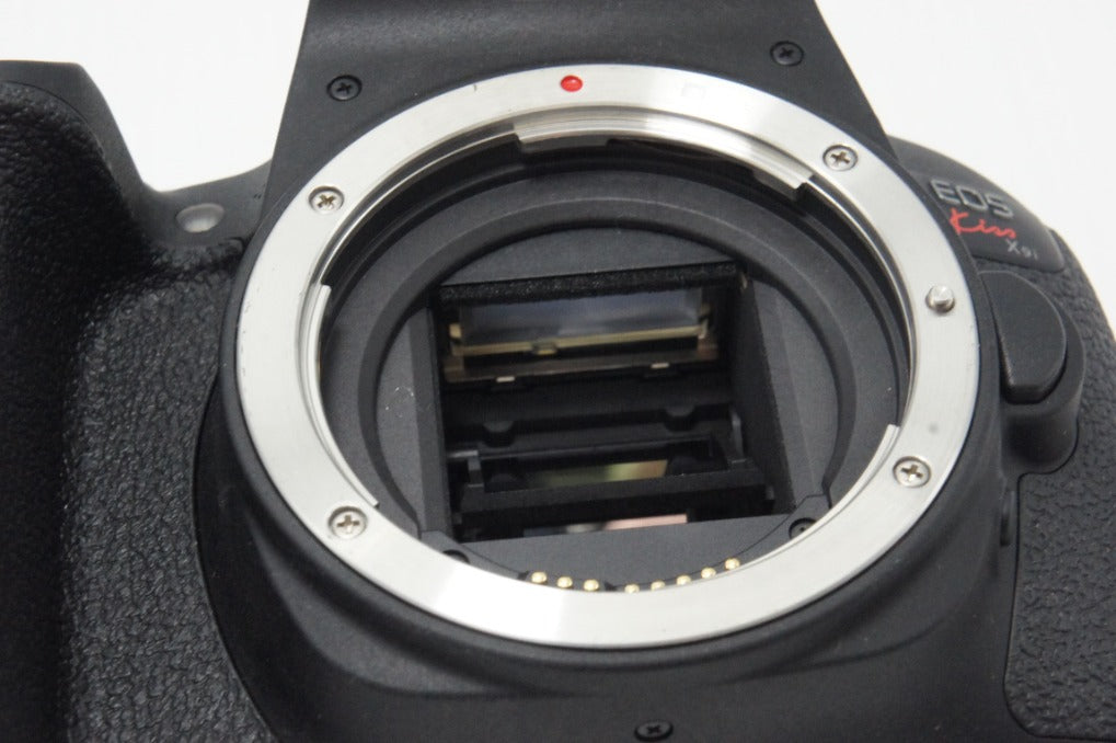 美品 Canon キヤノン EOS Kiss X9i 標準ズームレンズキット (EF-S 18-55mm IS STM) デジタル一眼レフカメラ 260626ak
