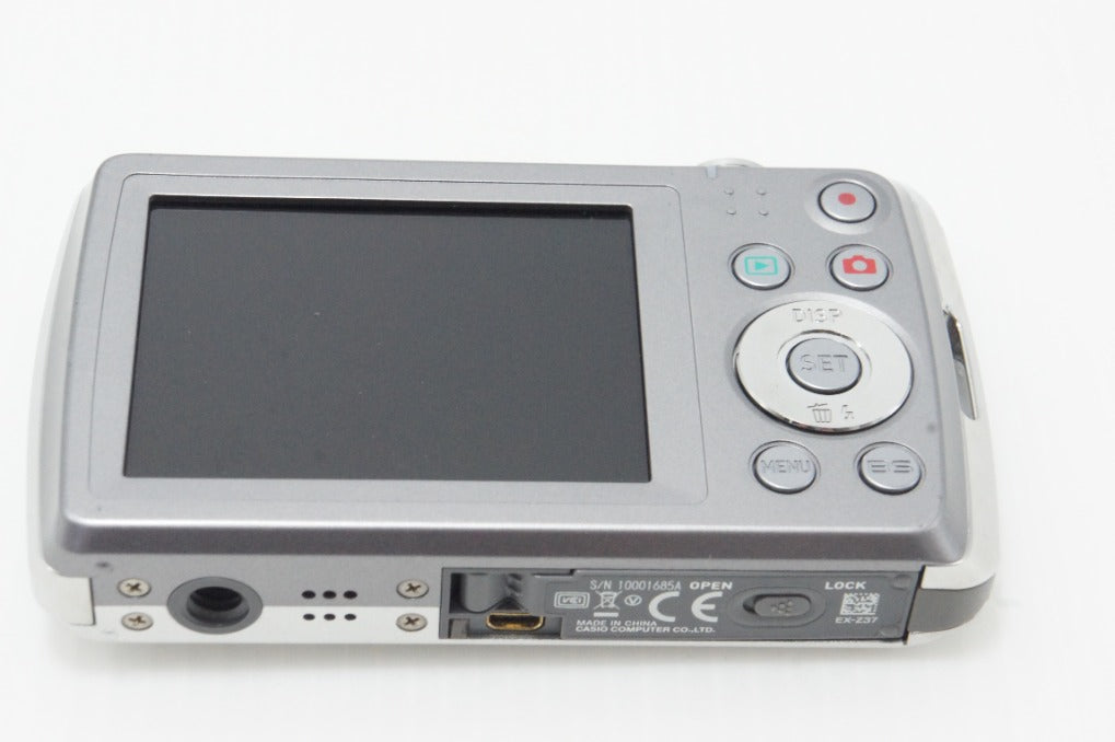 CASIO カシオ EXILIM EX-Z37 コンパクトデジタルカメラ シルバー 260616au