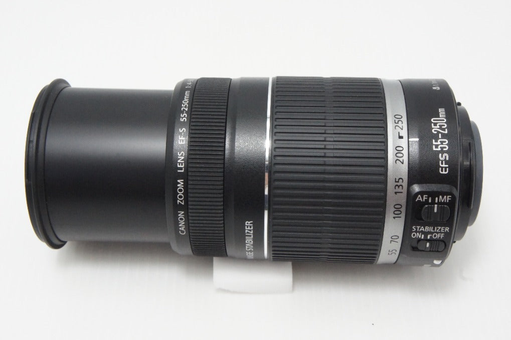 美品 Canon キヤノン EF-S 55-250mm F4-5.6 IS APS-C ズームレンズ 元箱付 260616ai