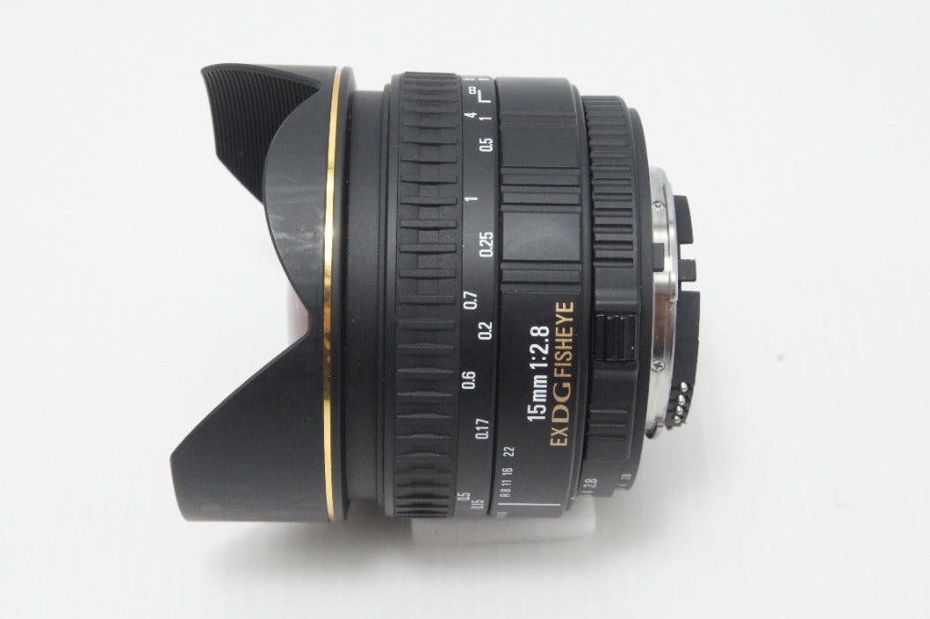 良品 SIGMA シグマ 15mm F2.8 EX DG DIAGONAL FISHEYE Nikon ニコン Fマウント 単焦点レンズ ケース付 260617d