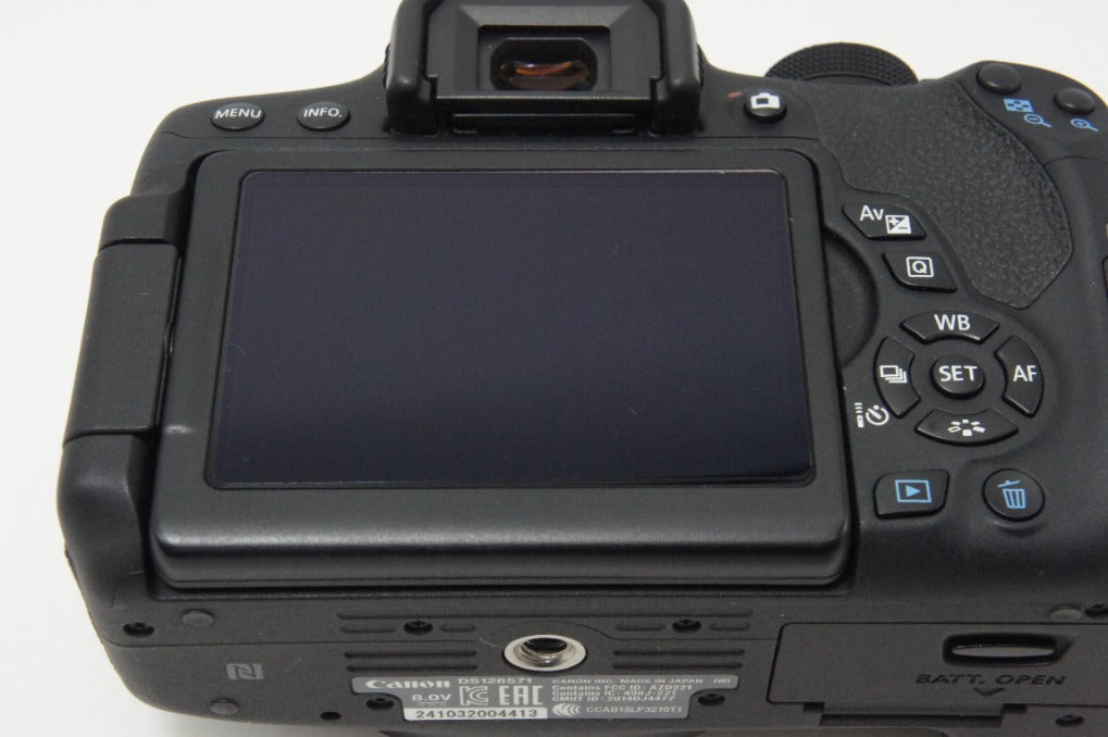 美品 Canon EOS Kiss X8i レンズキット EF-S 18-55mm F3.5-5.6 IS STM Rebel T6i 750D デジタル一眼レフカメラ 260619b