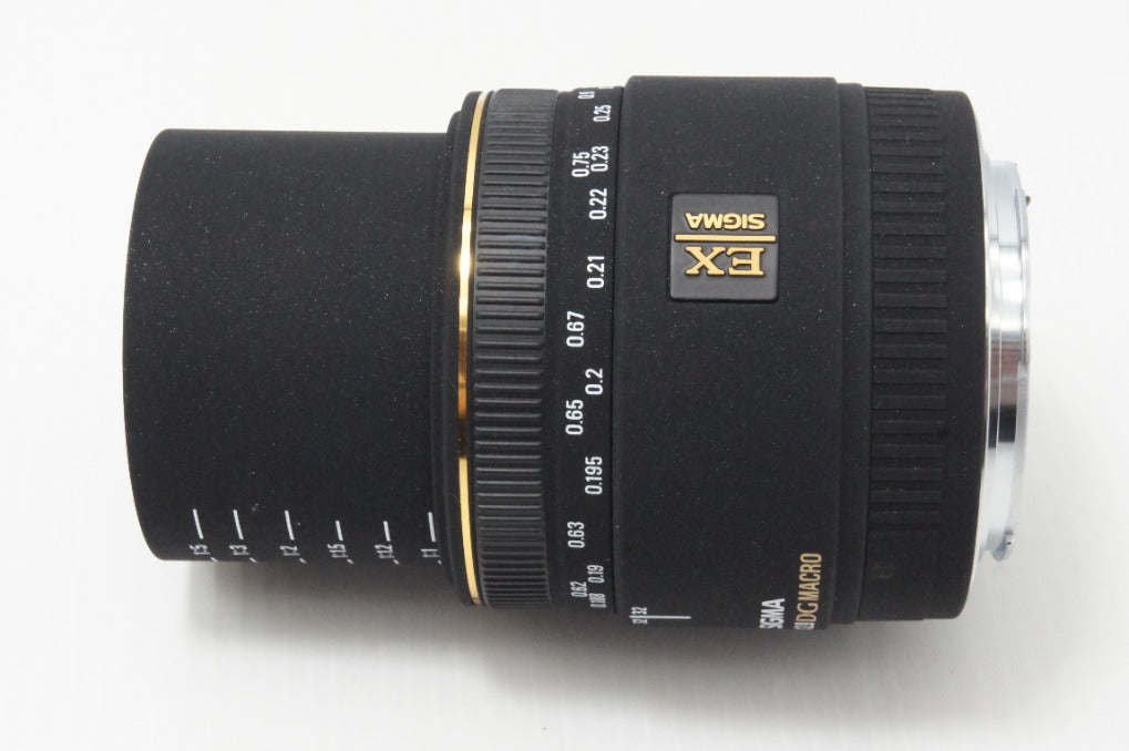 良品 SIGMA シグマ AF 50mm F2.8 EX DG MACRO Canon キヤノン EFマウント 単焦点レンズ フード付 260624aj