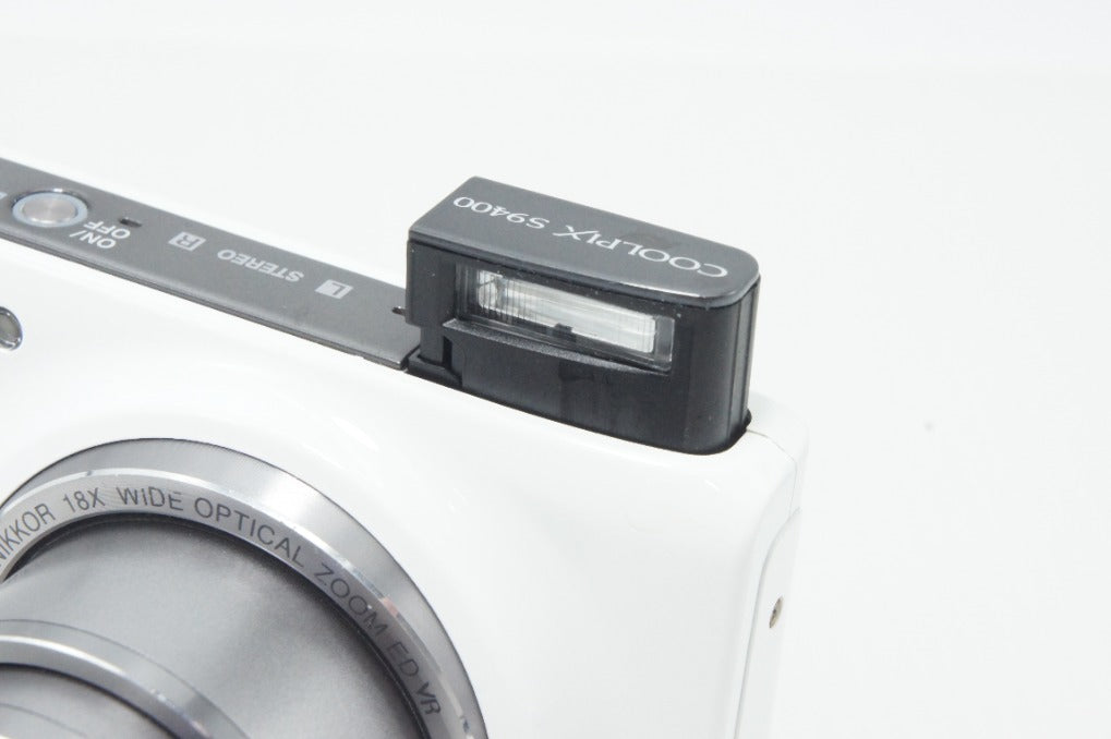 Nikon ニコン COOLPIX S9400 コンパクトデジタルカメラ エレガント