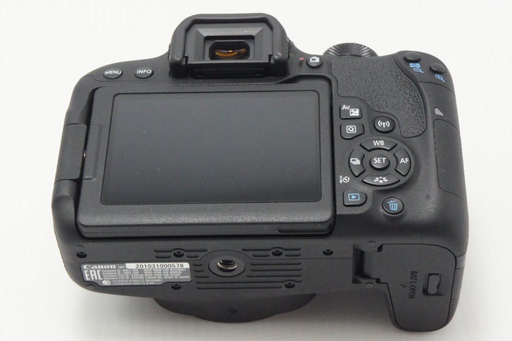 美品 Canon キヤノン EOS Kiss X9i 標準ズームレンズキット (EF-S 18-55mm IS STM) デジタル一眼レフカメラ 260626ak