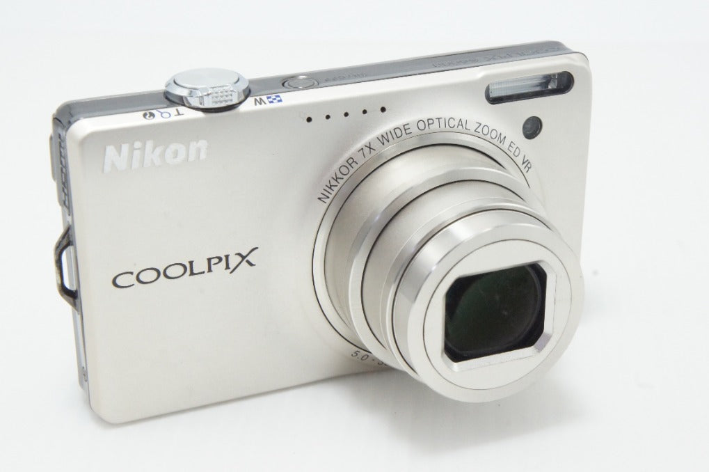 Nikon ニコン COOLPIX S6000 コンパクトデジタルカメラ シャンパンシルバー 260603y