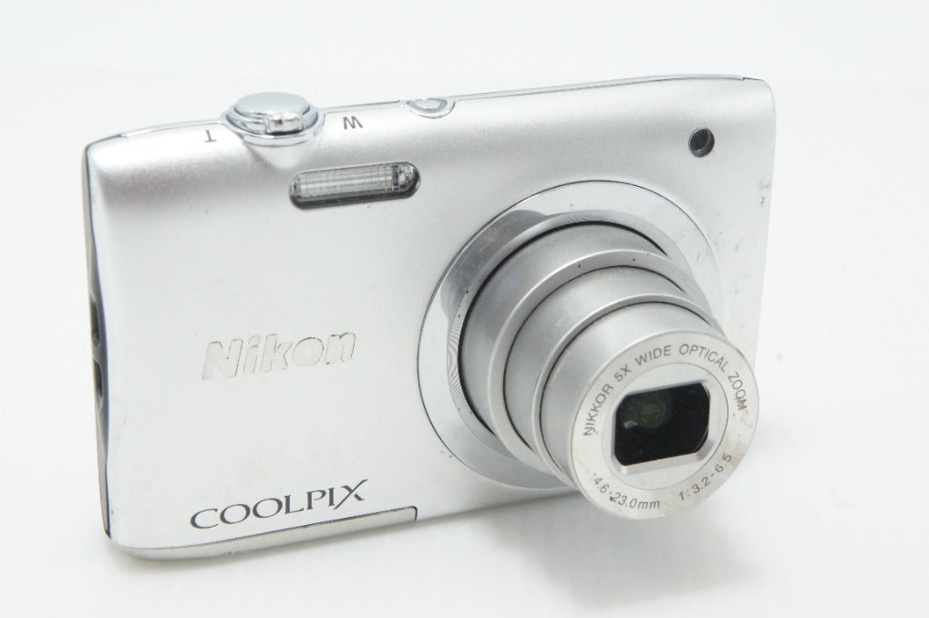 Nikon ニコン COOLPIX A100 コンパクトデジタルカメラ シルバー 260610p