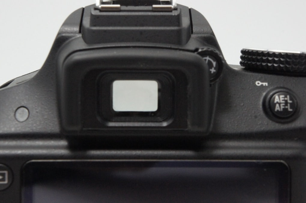 良品 Nikon ニコン D3300 ボディ デジタル一眼レフカメラ 260618ae