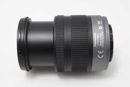 美品 Panasonic LUMIX G VARIO 14-42mm F3.5-5.6 ASPH. MEGA O.I.S H-FS014042 マイクロフォーサーズ フード付 260620ag