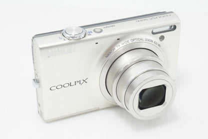 良品 Nikon ニコン COOLPIX S6100 コンパクトデジタルカメラ シャンパンシルバー 260623w