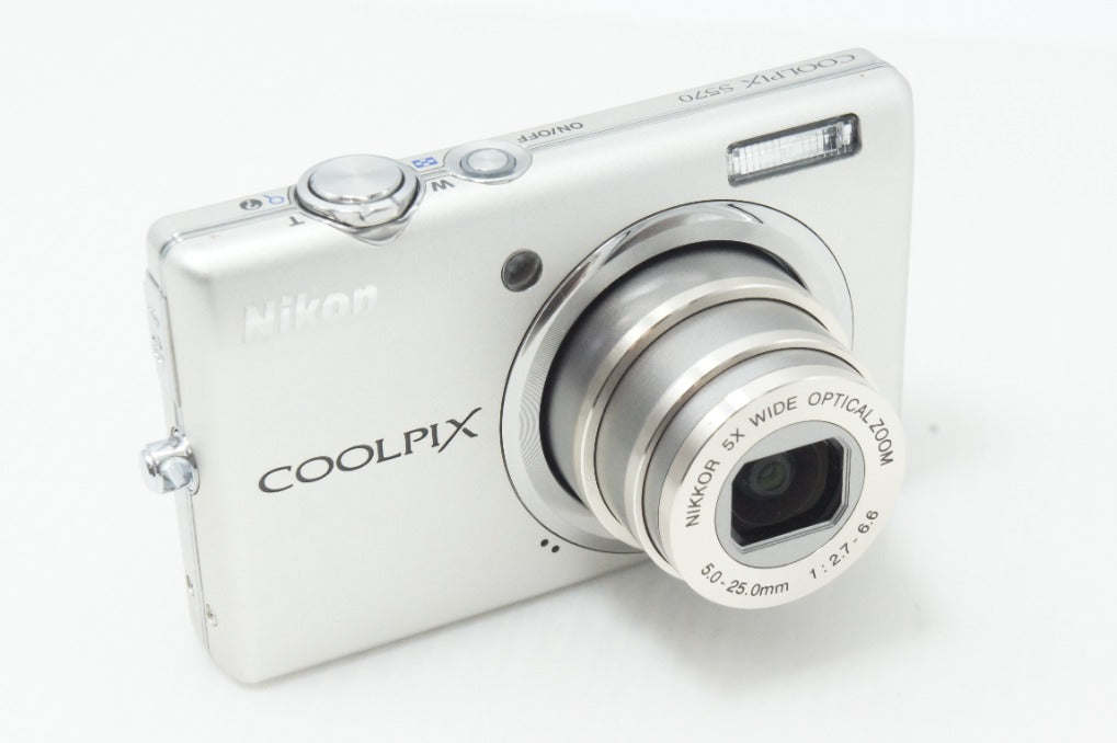 良品 Nikon ニコン COOLPIX S570 コンパクトデジタルカメラ シルバー