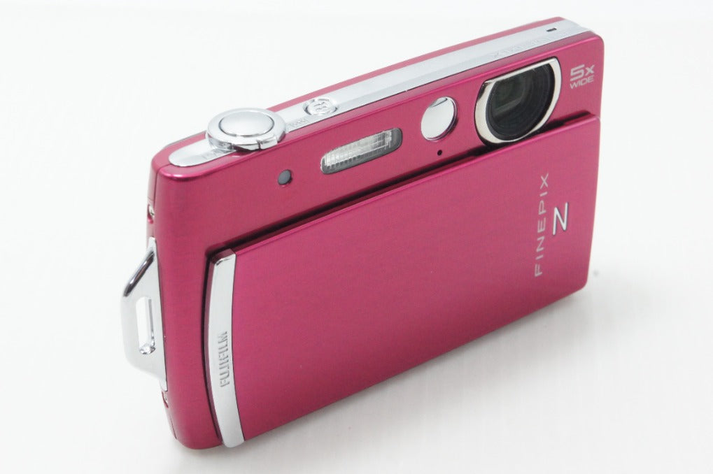 Excellent condition FUJIFILM FinePix Z110 Compact Digital Camera