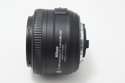 美品 Nikon ニコン AF-S DX NIKKOR 35mm F1.8G 単焦点レンズ APS-C フード付 260624r