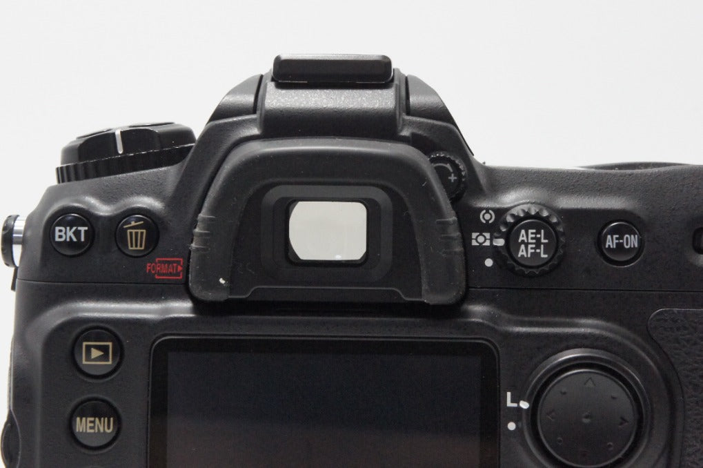 Nikon ニコン D200 ボディ デジタル一眼レフカメラ マルチパワーバッテリーパック MB-D200付 260626s
