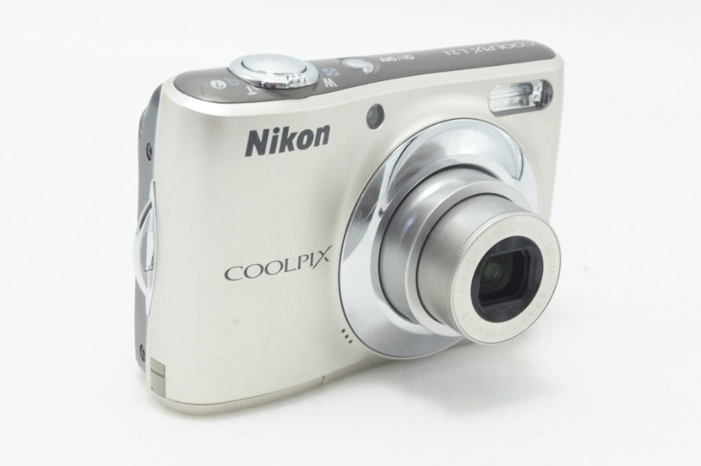 良品 Nikon ニコン COOLPIX L21 コンパクトデジタルカメラ シルバー 260629d