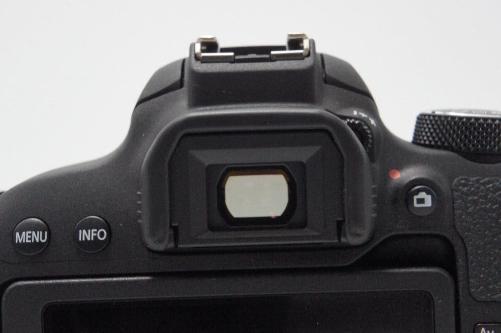 美品 Canon キヤノン EOS Kiss X9i 標準ズームレンズキット (EF-S 18-55mm IS STM) デジタル一眼レフカメラ 260626ak