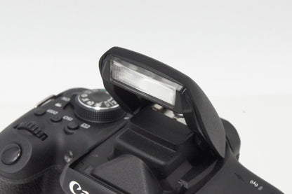 美品 Canon EOS Kiss X8i レンズキット EF-S 18-55mm F3.5-5.6 IS STM Rebel T6i 750D デジタル一眼レフカメラ 260619b