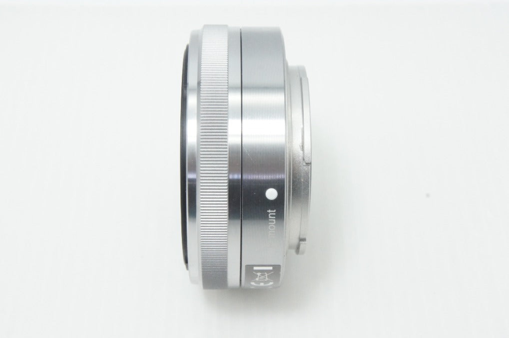 美品 SONY ソニー E 16mm F2.8 SEL16F28 Eマウント APS-C 単焦点レンズ 260619ar