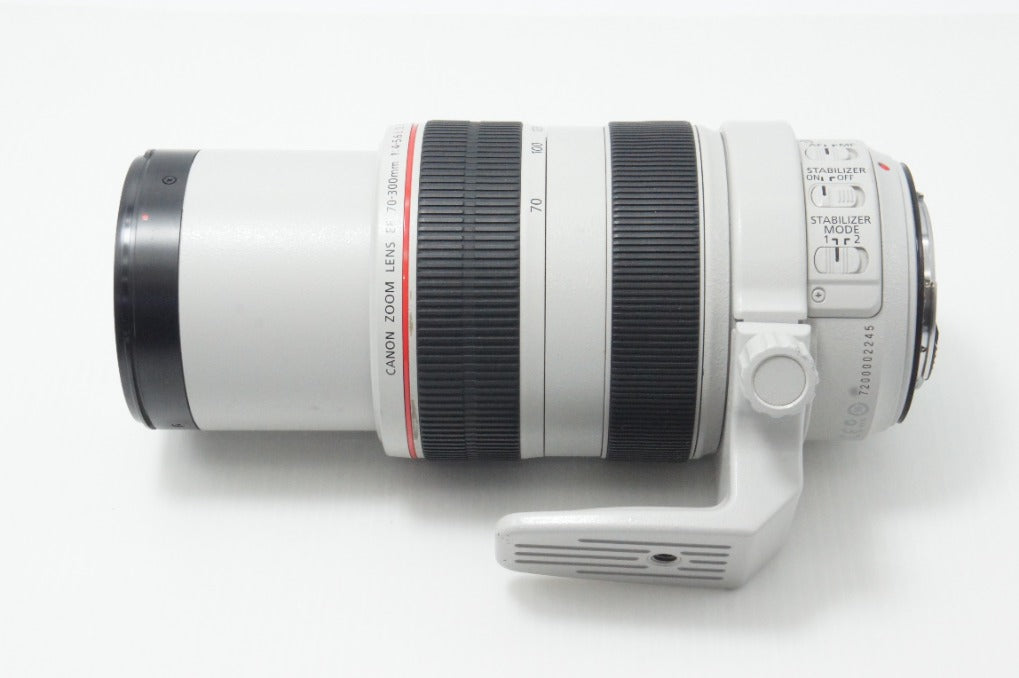 良品 Canon キヤノン EF 70-300mm F4-5.6L IS USM フルサイズ ズームレンズ フード ポーチ付 260624bc