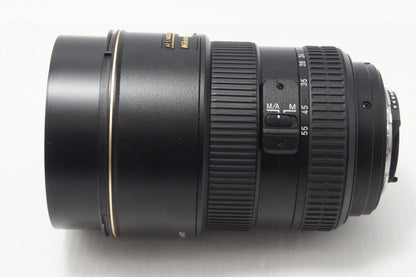 美品 Nikon ニコン AF-S DX ZOOM NIKKOR 17-55mm F2.8G IF ED APS-C ズームレンズ フード付 260626p