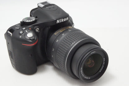 美品 Nikon ニコン D5200 ボディ + AF-S DX 18-55mm VR レンズキット デジタル一眼レフカメラ 260618s
