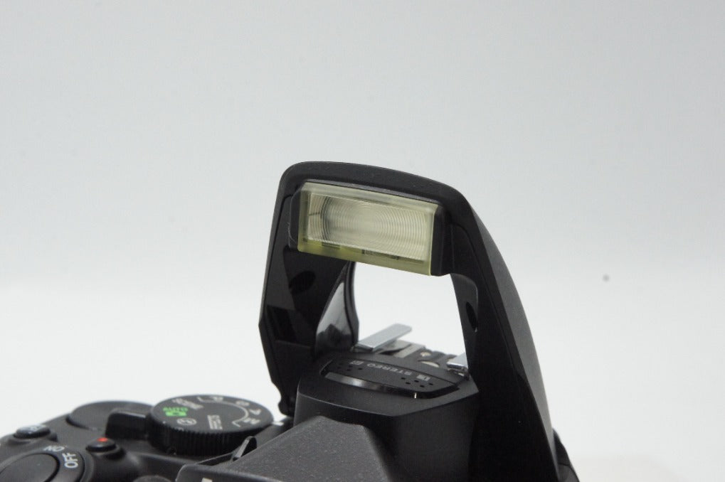 美品 Nikon ニコン D5500 デジタル一眼レフカメラ 260619a