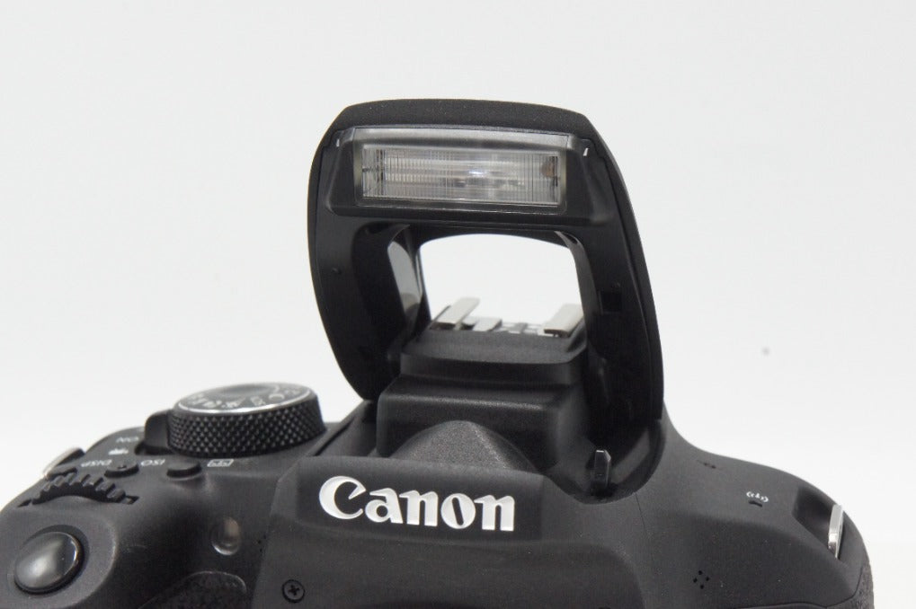 美品 Canon キヤノン EOS Kiss X9i 標準ズームレンズキット (EF-S 18-55mm IS STM) デジタル一眼レフカメラ 260626ak