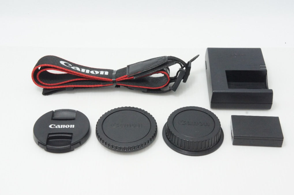 美品 Canon EOS Kiss X8i レンズキット EF-S 18-55mm F3.5-5.6 IS STM Rebel T6i 750D デジタル一眼レフカメラ 260619b