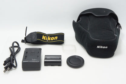 良品 Nikon ニコン D70 ボディ デジタル一眼レフカメラ ブラック ケース付 260616an