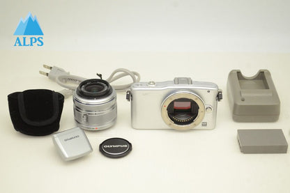 美品 OLYMPUS PEN mini E-PM1 + M.ZUIKO DIGITAL 14-42mm F3.5-5.6 II R レンズキット ミラーレス シルバー 251105i