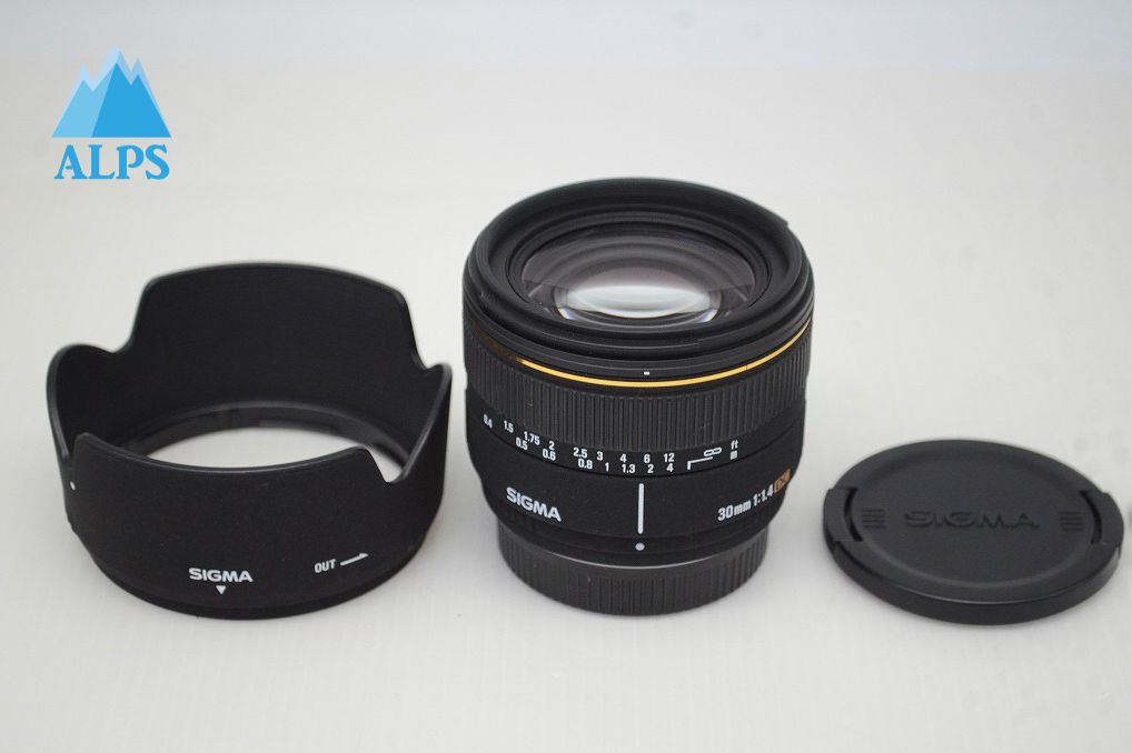 良品 SIGMA シグマ 30mm F1.4 EX DC PENTAX ペンタックス Kマウント APS-C 単焦点レンズ フード付 251110h