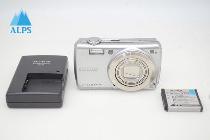 FUJIFILM フジフィルム FinePix F100fd コンパクトデジタルカメラ シルバー 251127j