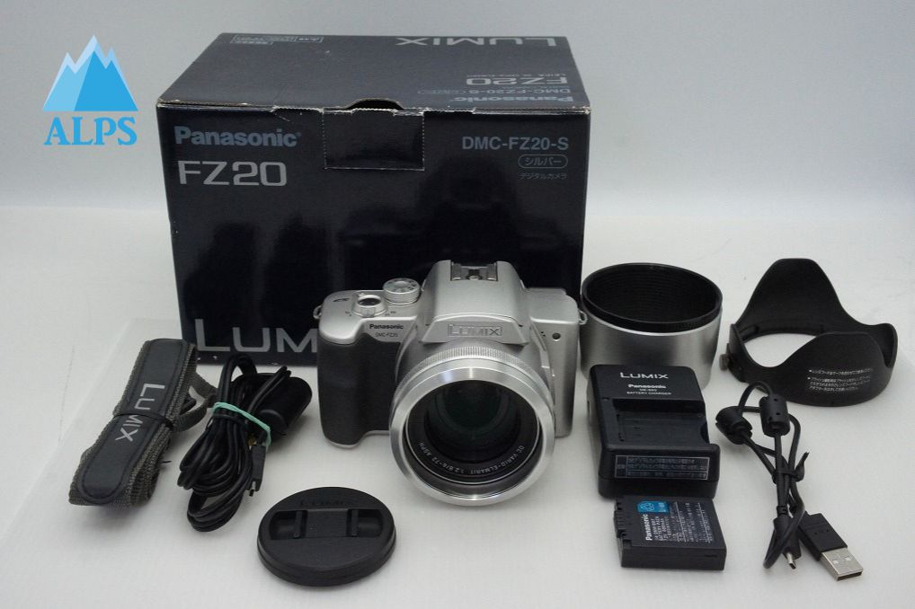 美品 Panasonic パナソニック LUMIX DMC-FZ20 デジタルカメラ シルバー 元箱付 251215y