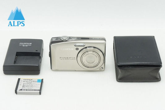 美品 FUJIFILM フジフィルム FinePix F60fd コンパクトデジタルカメラ シルバー ケース付 260105k