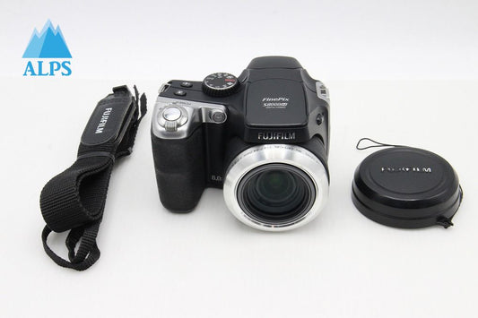 良品 FUJIFILM フジフィルム FinePix S8000fd デジタルカメラ 260204d