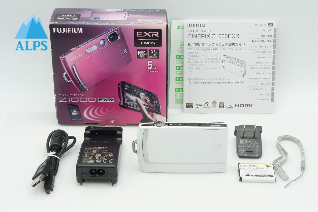 Excellent condition FUJIFILM FinePix Z1000EXR Compact Digital Camera White With original box 260309c