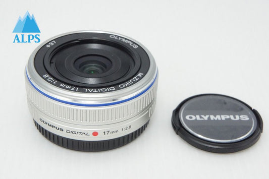 美品 OLYMPUS オリンパス M.ZUIKO DIGITAL 17mm F2.8 パンケーキレンズ マイクロフォーサーズ 単焦点レンズ 260410j