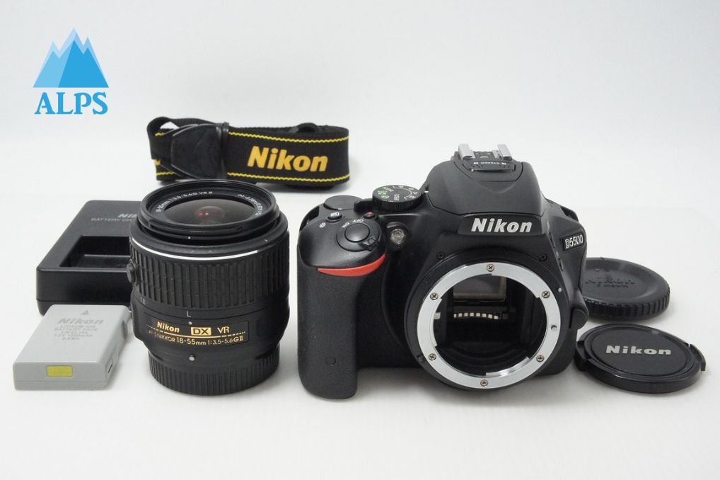 美品 Nikon ニコン D5500 ボディ + AF-S DX 18-55mm VR II レンズキット デジタル一眼レフカメラ ブラック 260609a