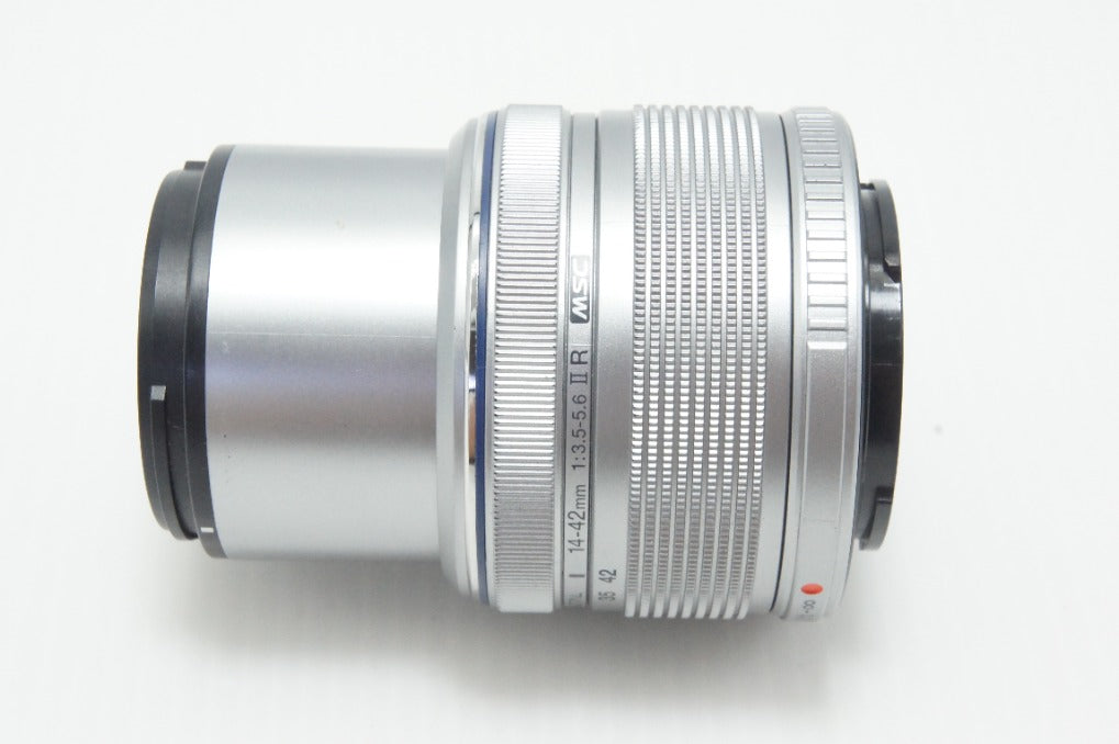良品 OLYMPUS オリンパス M.ZUIKO DIGITAL 14-42mm F3.5-5.6 II R