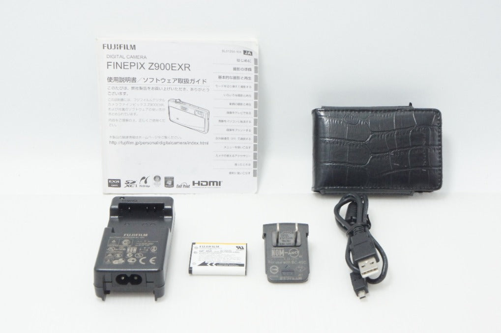 美品 FUJIFILM フジフィルム FinePix Z900EXR コンパクトデジタル