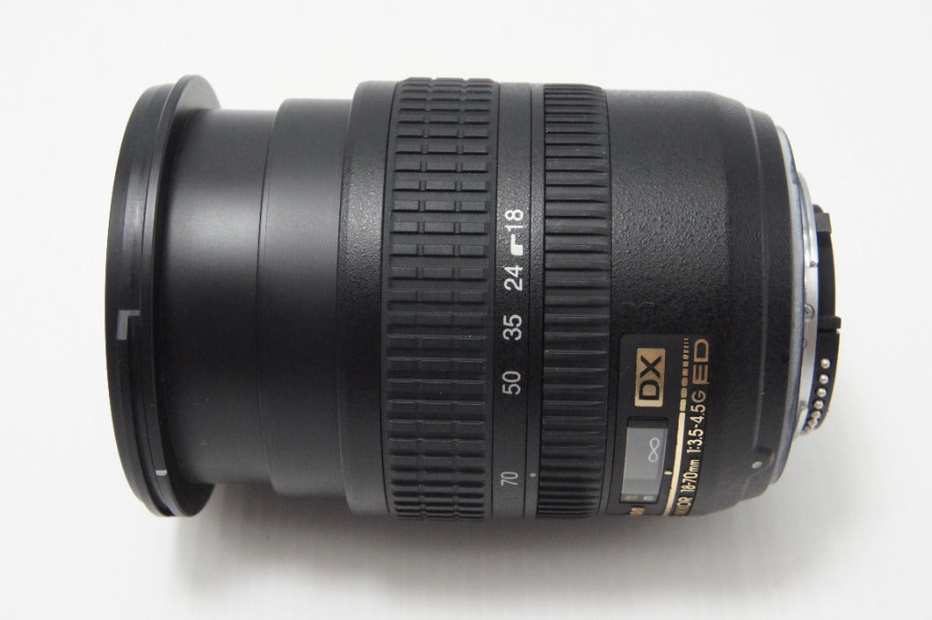 美品 Nikon ニコン AF-S DX ZOOM NIKKOR 18-70mm F3.5-4.5G IF ED APS-C ズームレンズ フード付 260626n