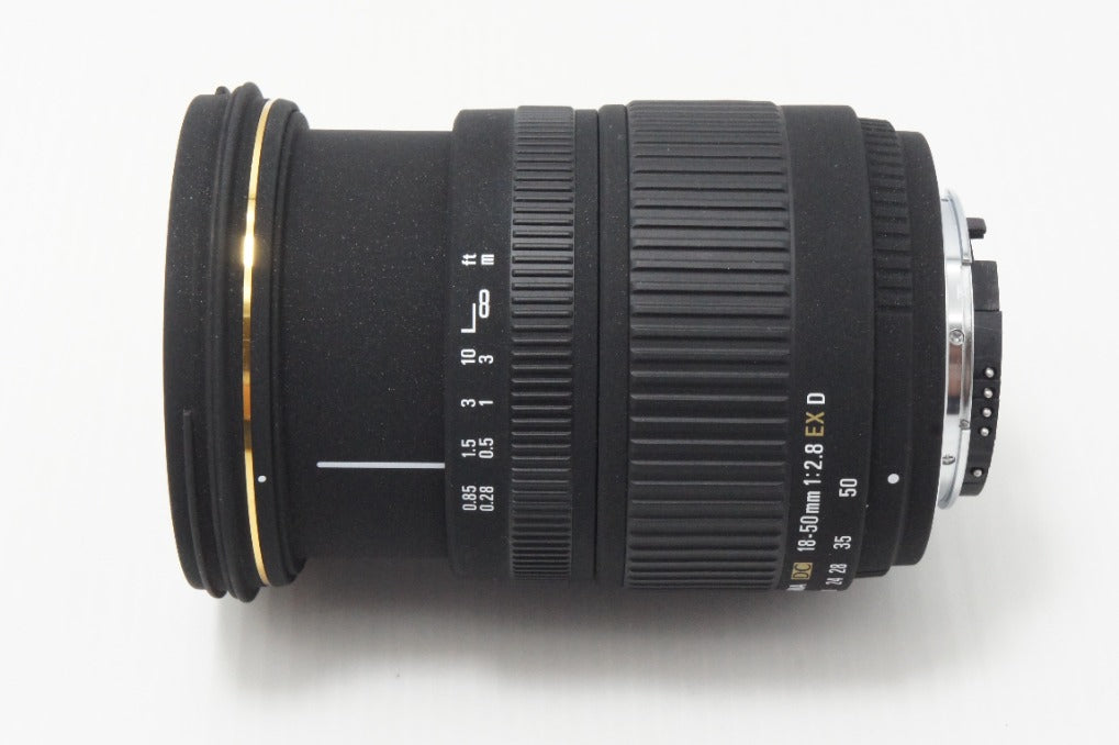 良品 SIGMA シグマ 18-50mm F2.8 EX D DC Nikon ニコン Fマウント ズームレンズ APS-C フード付 260626u