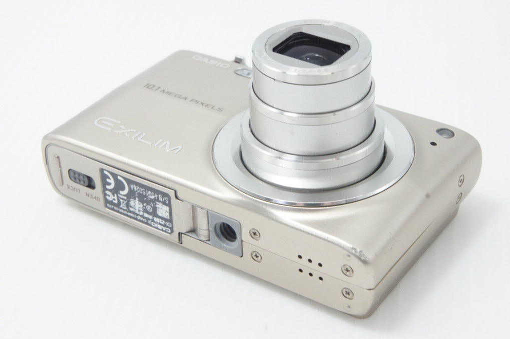 CASIO カシオ EXILIM EX-Z200 コンパクトデジタルカメラ ゴールド 260630i