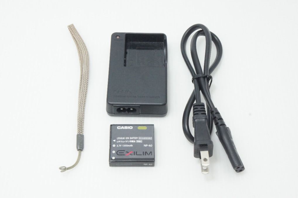 CASIO カシオ EXILIM EX-Z200 コンパクトデジタルカメラ ゴールド 260630i