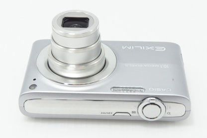 美品 CASIO カシオ EXILIM EX-Z200 コンパクトデジタルカメラ シルバー 260630j