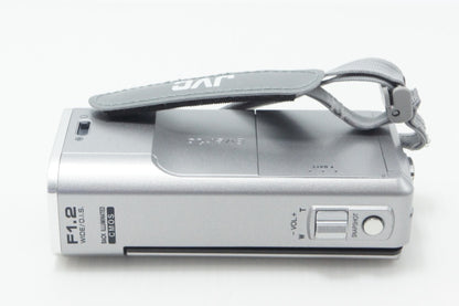 JVC ケンウッド Everio GZ-V590 デジタルビデオカメラ シルバー 260630l