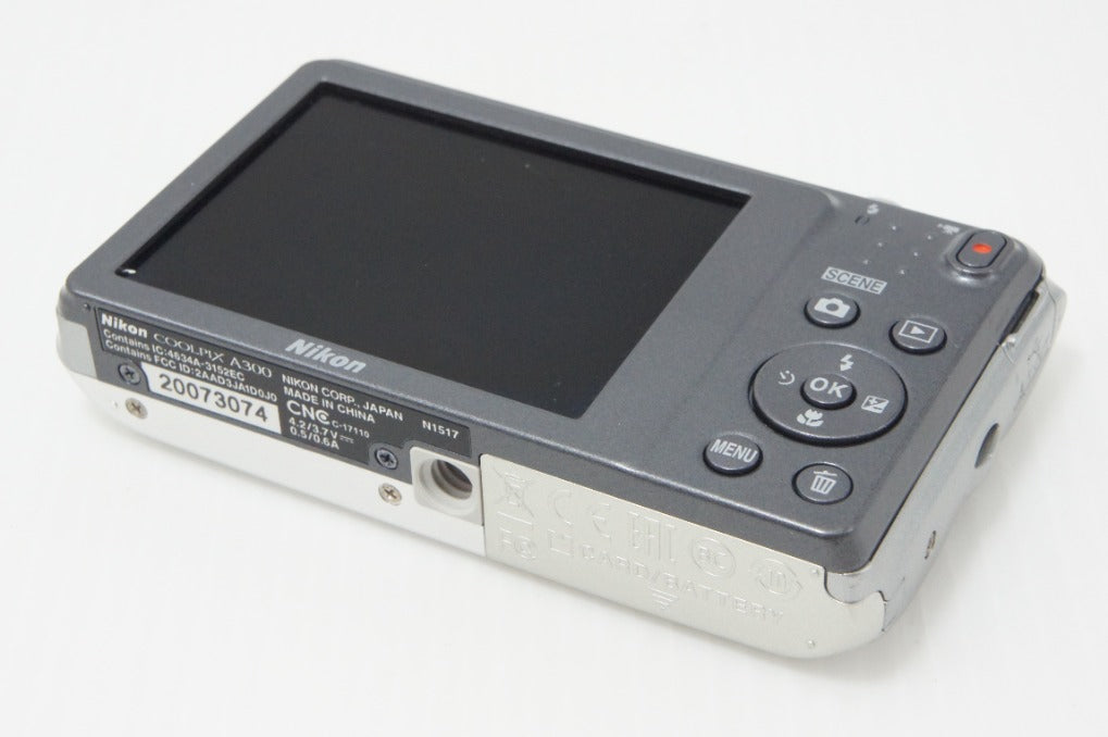 良品 Nikon ニコン COOLPIX A300 コンパクトデジタルカメラ シルバー 260630m