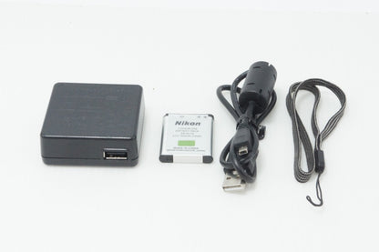 良品 Nikon ニコン COOLPIX A300 コンパクトデジタルカメラ シルバー 260630m