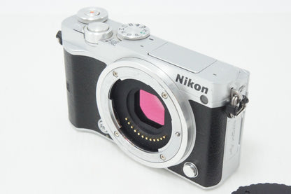 良品 Nikon ニコン 1 J5 ボディ ミラーレス一眼カメラ シルバー 260630u